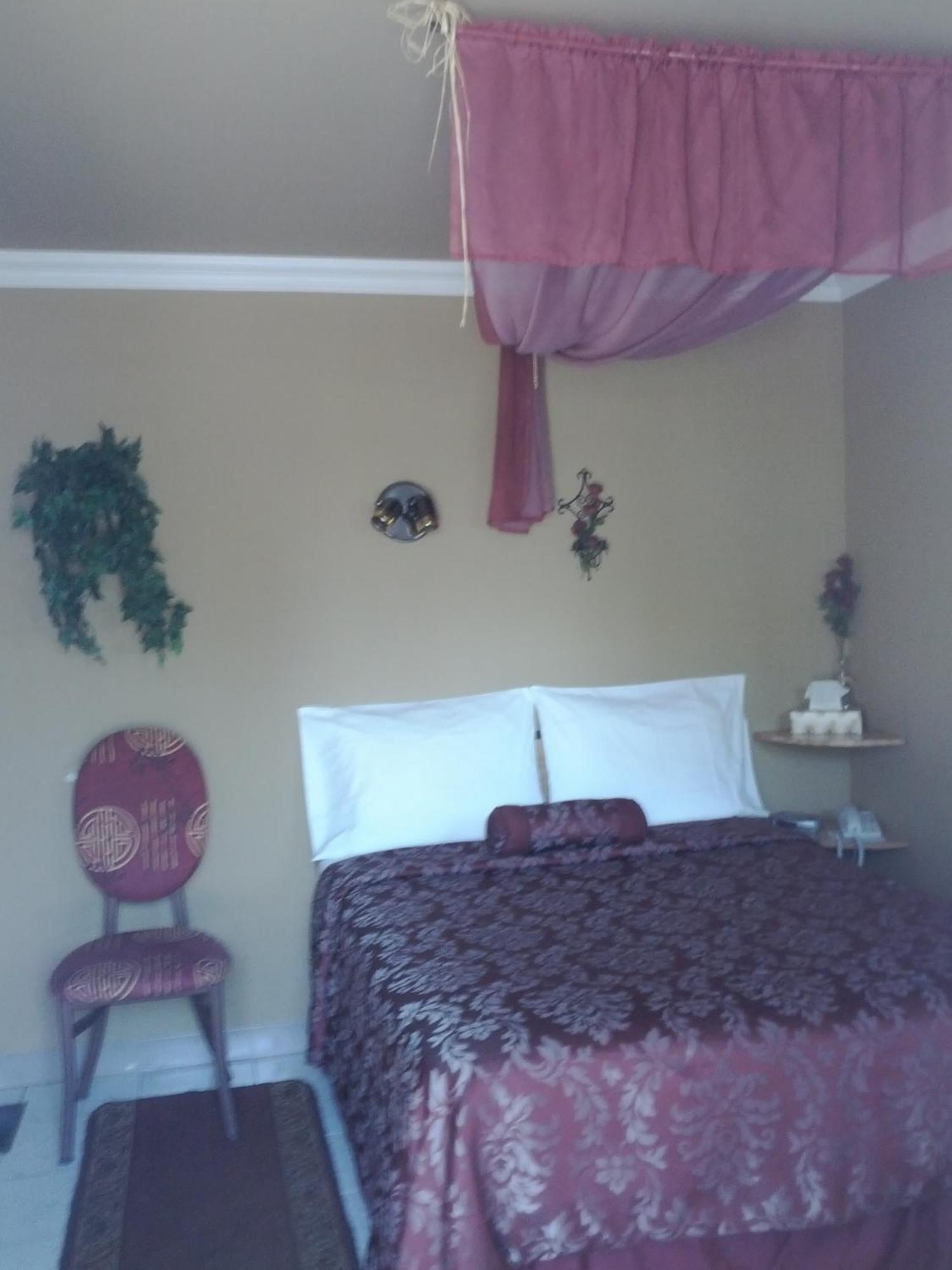 Motel Montgolfiere Jp Saint-Jean-sur-Richelieu Kültér fotó